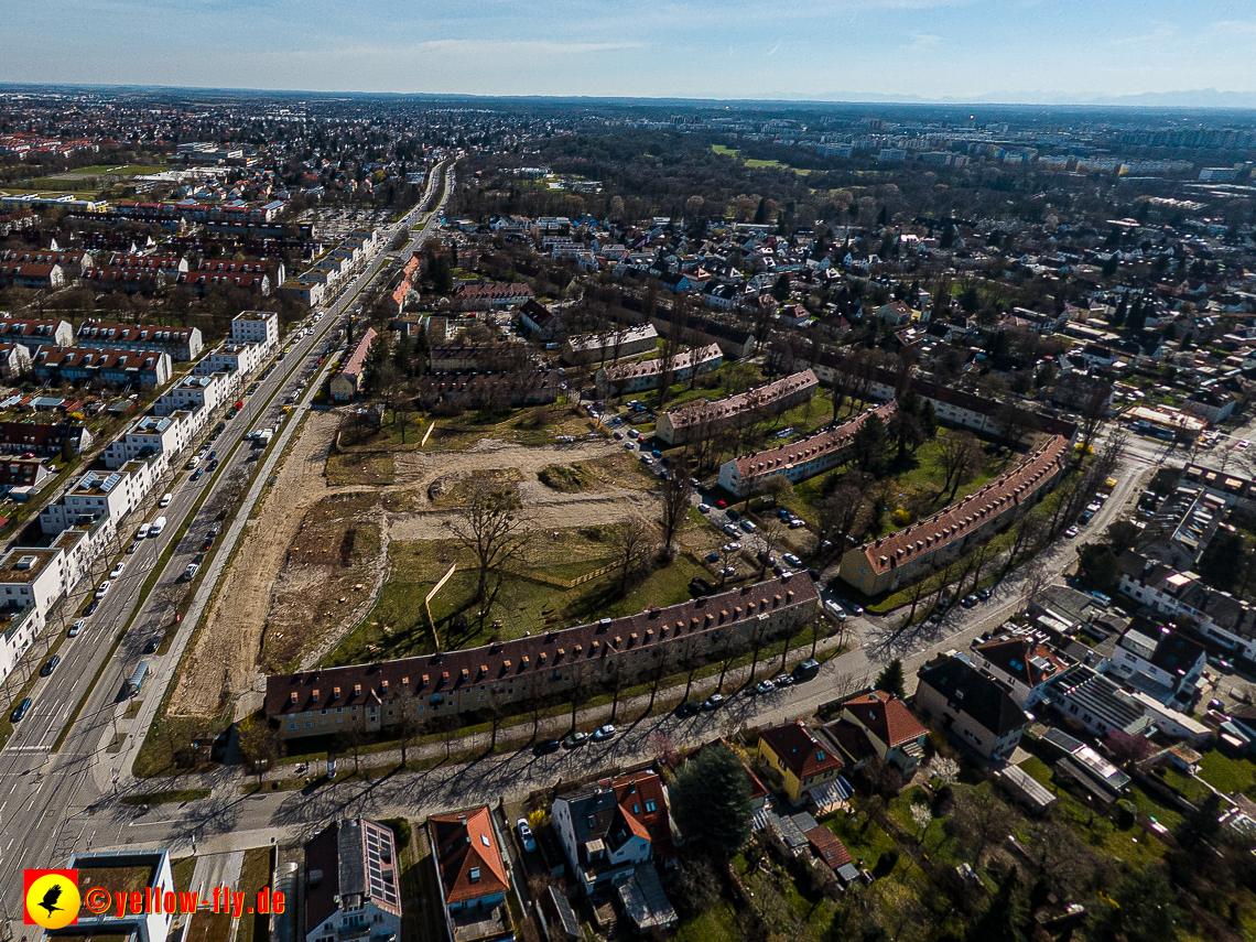 21.03.2023 - Luftbilder von der Baustelle Maikäfersiedlung in Berg am Laim